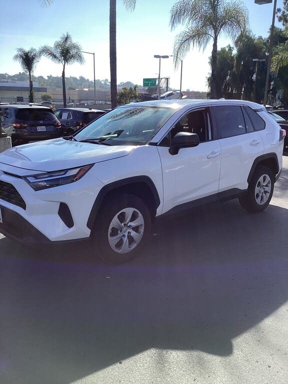 2024 Toyota RAV4 LE AWD