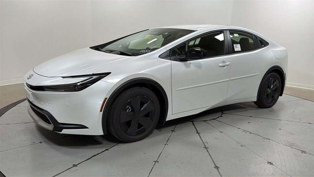 2026 Toyota Prius Plug-In Hybrid SE FWD