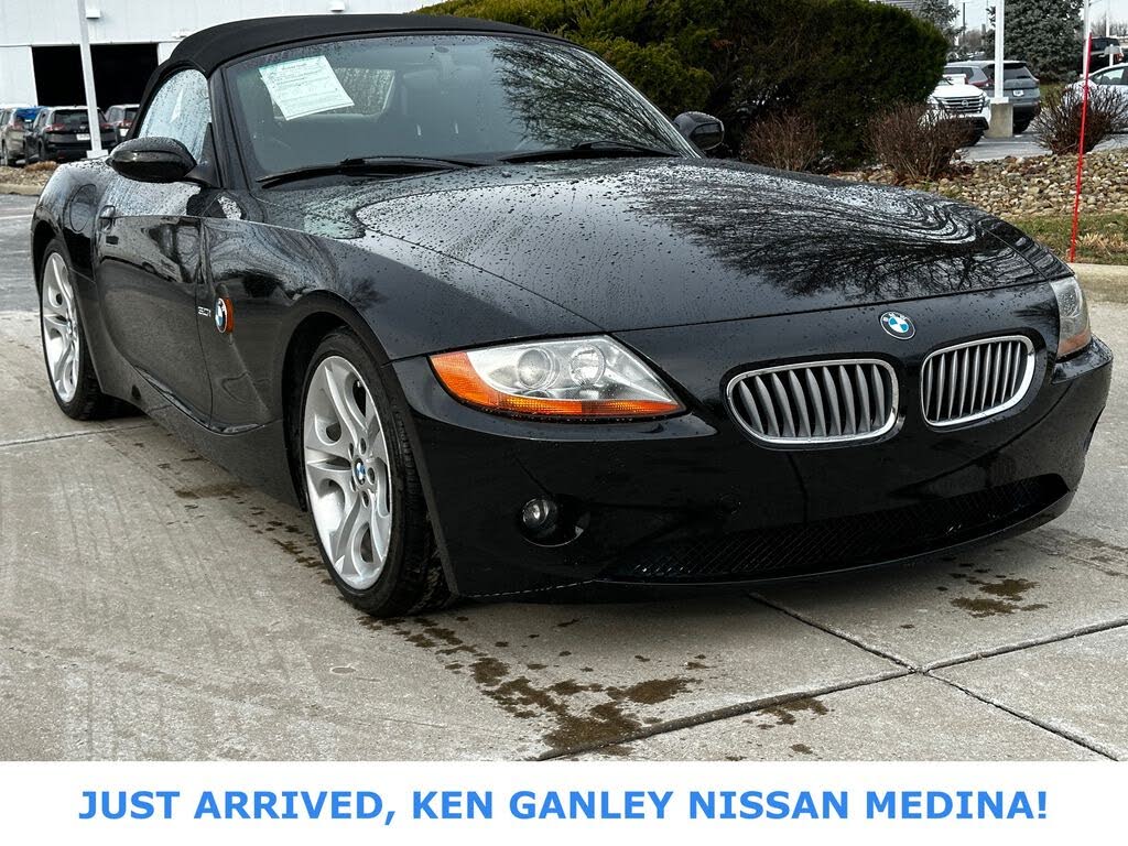 2003 BMW Z4 3.0i Roadster RWD