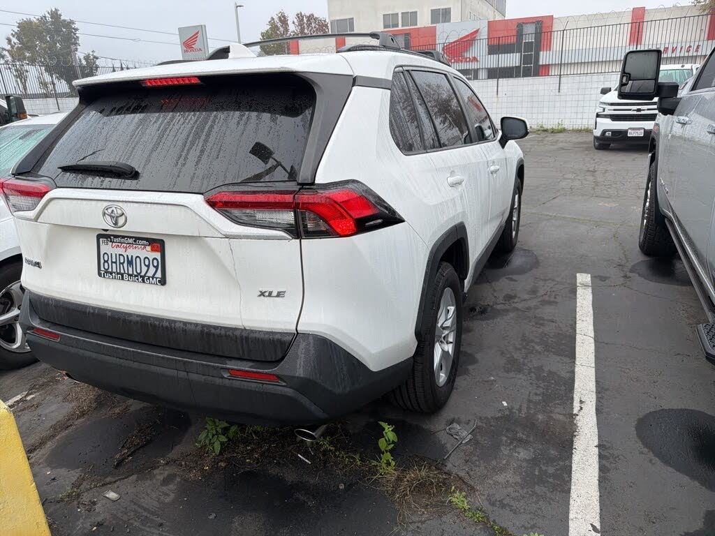 2019 Toyota RAV4 XLE FWD