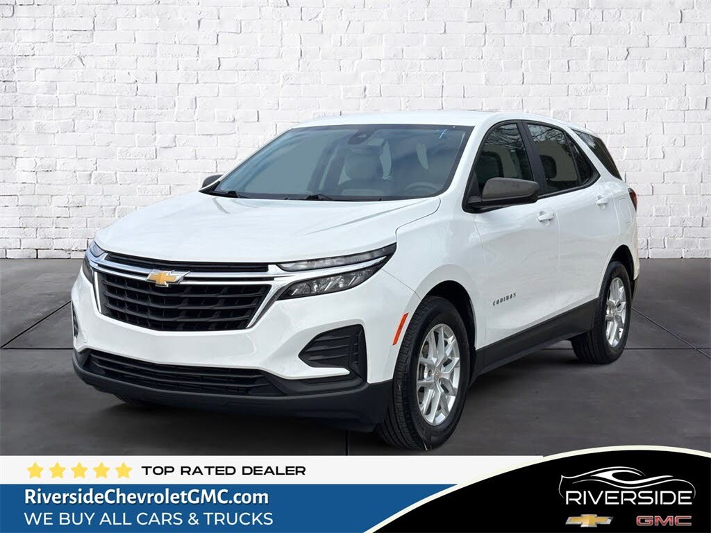 2022 Chevrolet Equinox LS FWD with 1LS
