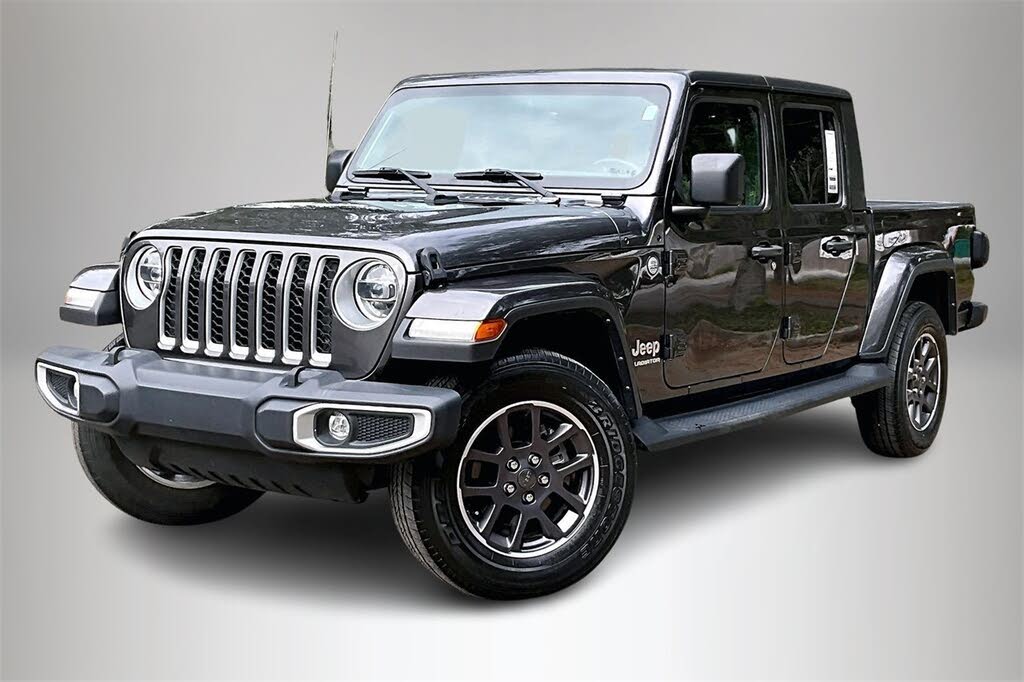 2022 Jeep Gladiator Overland Crew Cab 4WD