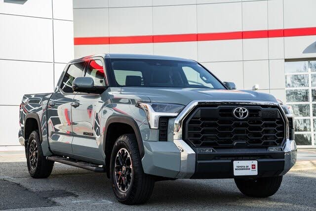 2022 Toyota Tundra SR5 CrewMax Cab 4WD