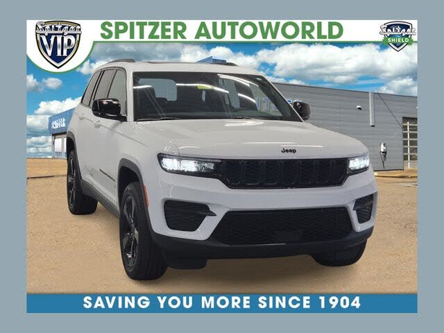 2023 Jeep Grand Cherokee Altitude 4WD