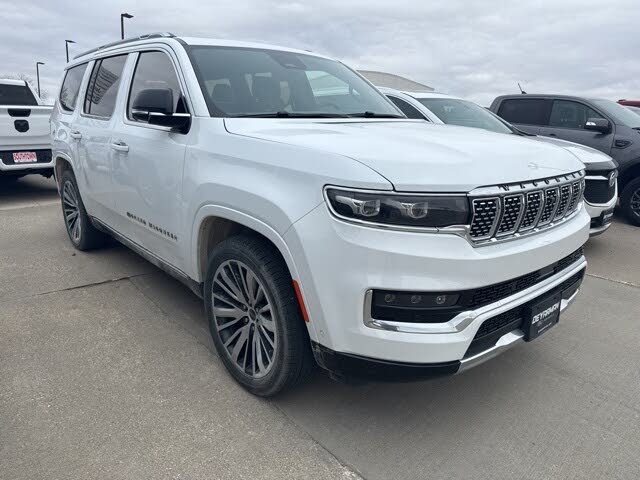 2023 Jeep Grand Wagoneer Series III 4WD
