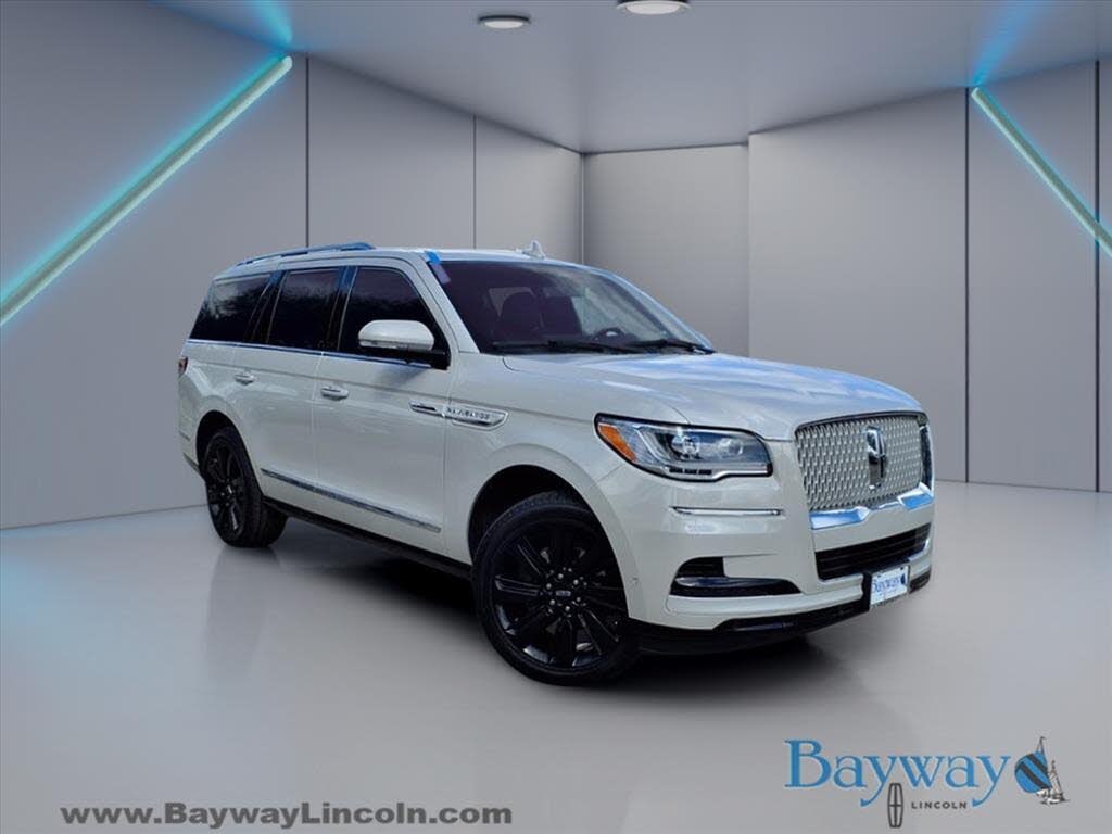 2023 Lincoln Navigator Reserve RWD