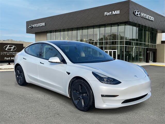 2023 Tesla Model 3 RWD