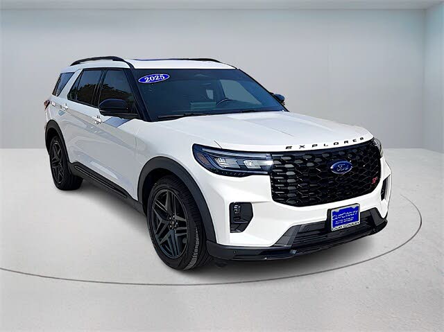 2025 Ford Explorer ST AWD
