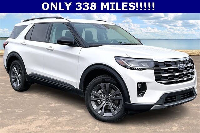 2026 Ford Explorer Active AWD