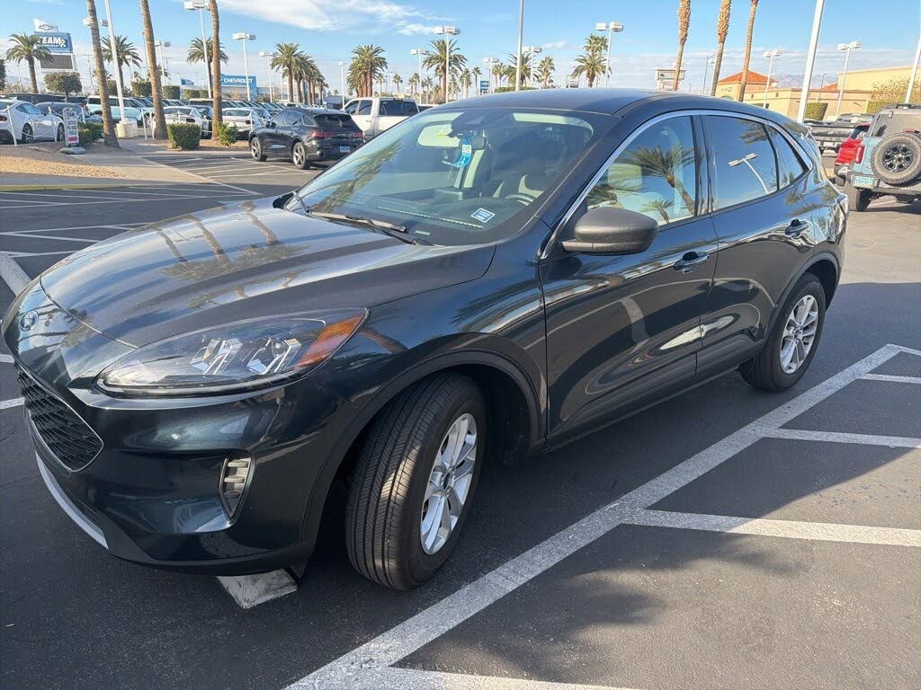 2022 Ford Escape SE FWD