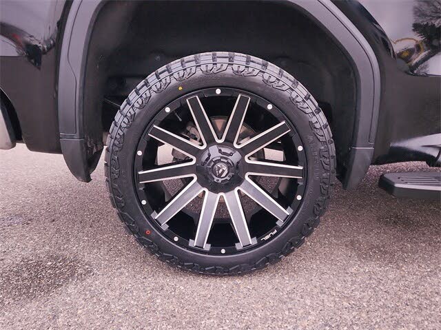 2023 GMC Sierra 1500 SLT Crew Cab 4WD