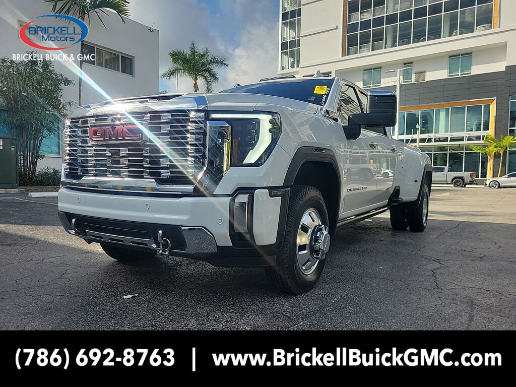 2024 GMC Sierra 3500HD Denali Crew Cab 4WD