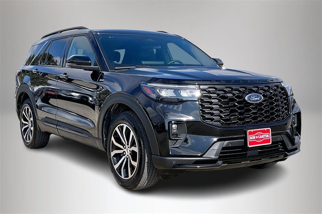 2025 Ford Explorer ST-Line AWD