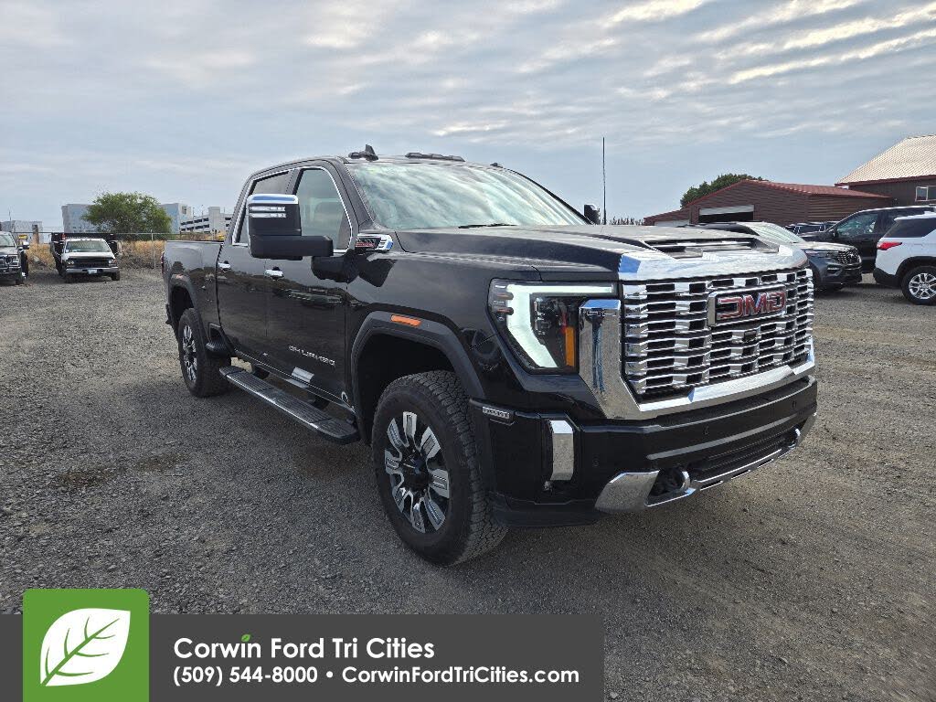 2025 GMC Sierra 3500HD Denali Crew Cab 4WD