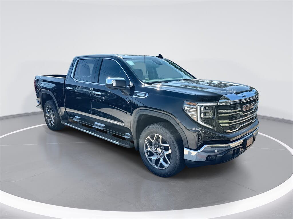 2026 GMC Sierra 1500 SLT Crew Cab 4WD