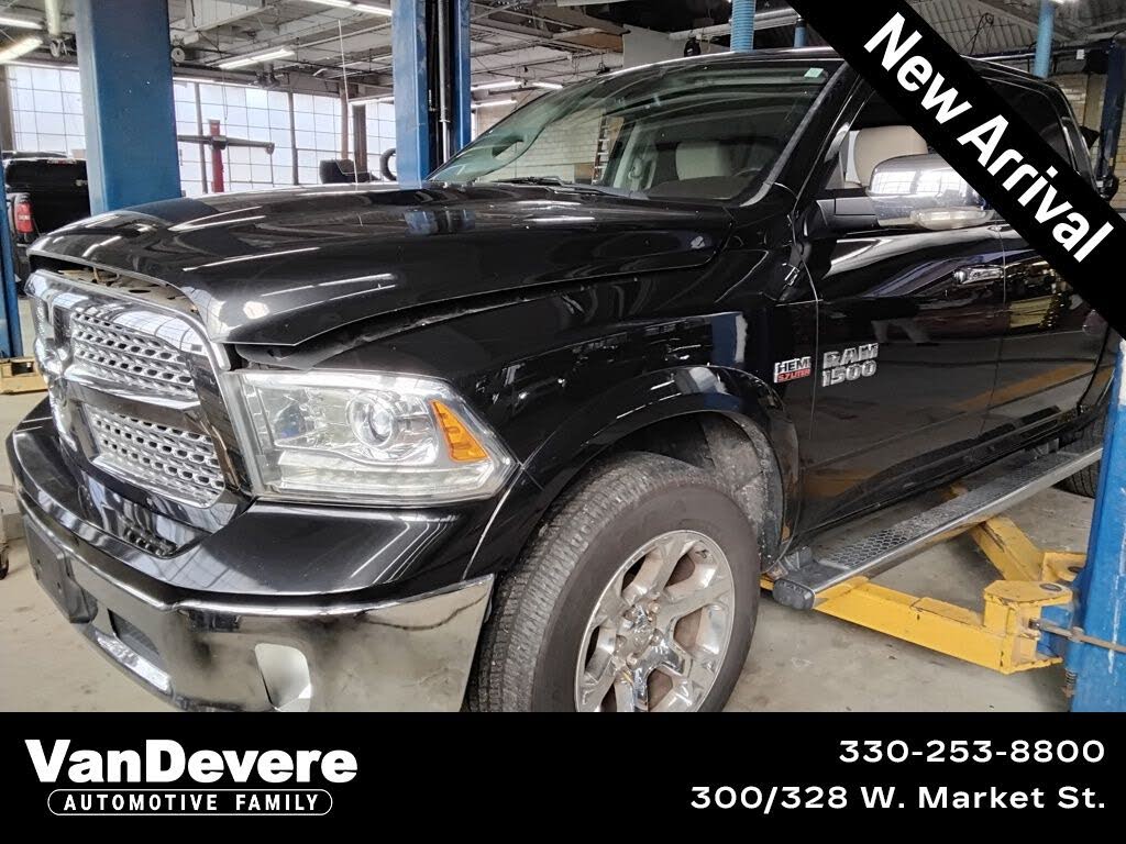 2016 RAM 1500 Laramie Crew Cab 4WD