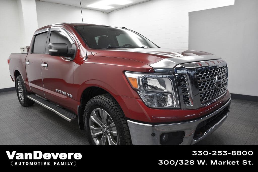 2018 Nissan Titan SV Crew Cab 4WD