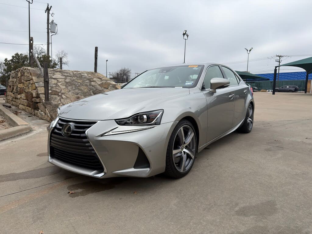 2019 Lexus IS 300 RWD