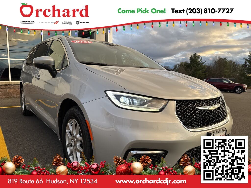 2023 Chrysler Pacifica Touring FWD