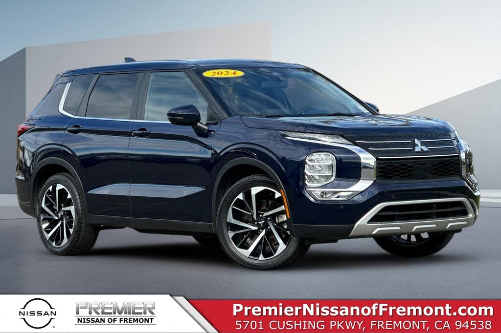 2024 Mitsubishi Outlander SE FWD