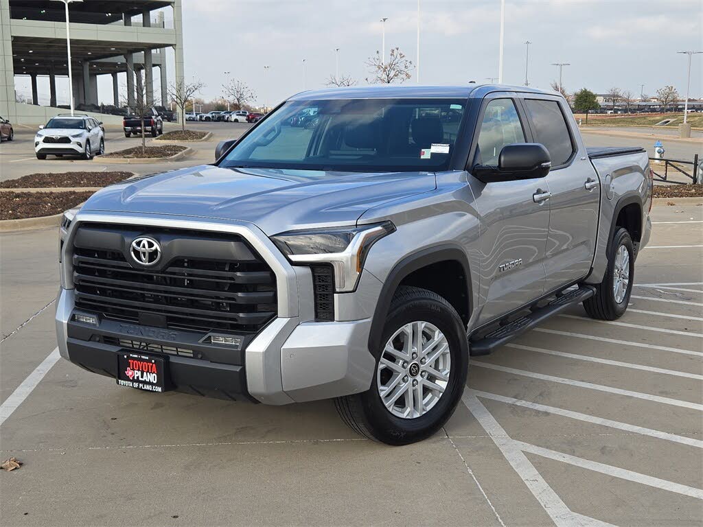 2024 Toyota Tundra SR5 CrewMax Cab 4WD