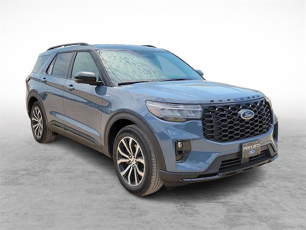 2025 Ford Explorer ST-Line RWD