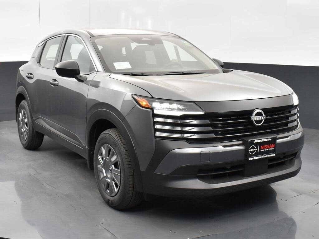 2025 Nissan Kicks S AWD