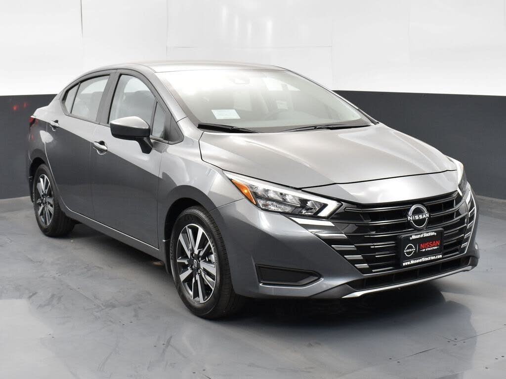 2025 Nissan Versa SV FWD