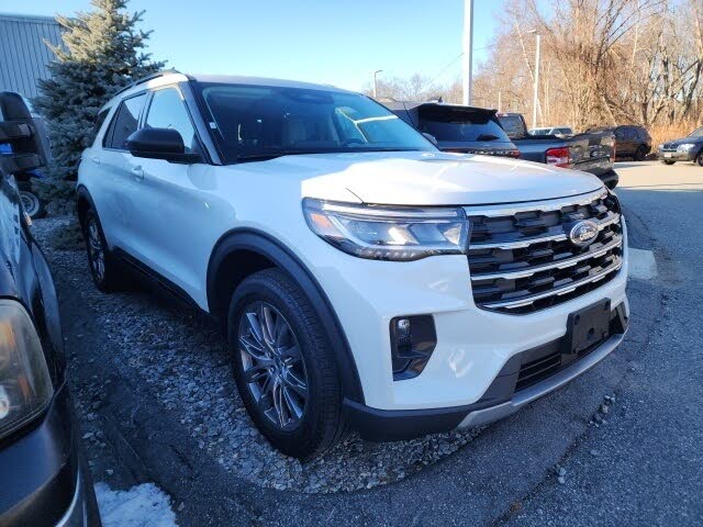 2026 Ford Explorer Active AWD