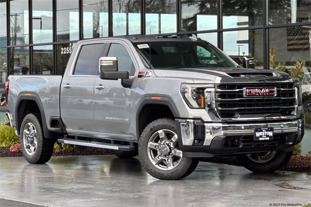 2026 GMC Sierra 2500HD SLT Crew Cab 4WD