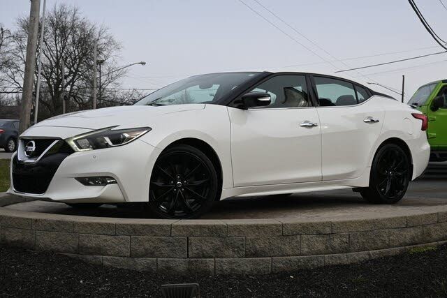2016 Nissan Maxima SR