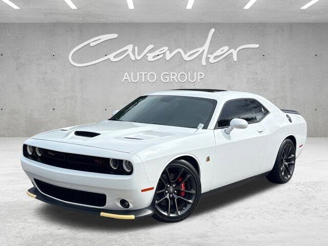 2022 Dodge Challenger R/T Scat Pack RWD