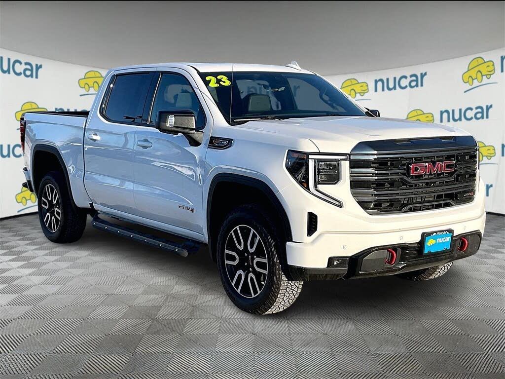 2023 GMC Sierra 1500 AT4 Crew Cab 4WD