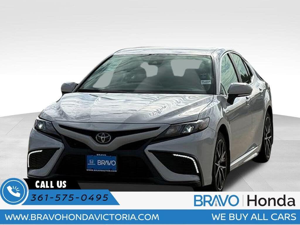 2024 Toyota Camry SE FWD