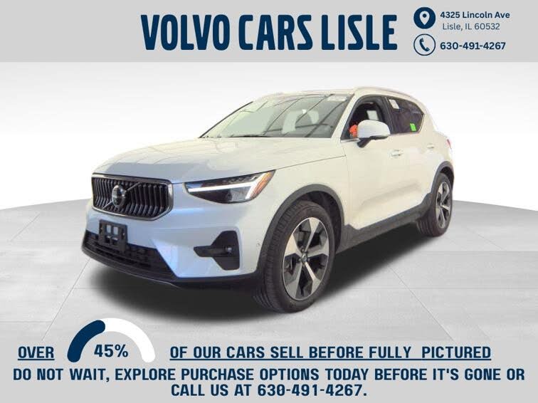 2025 Volvo XC40 B5 Plus Bright Theme AWD
