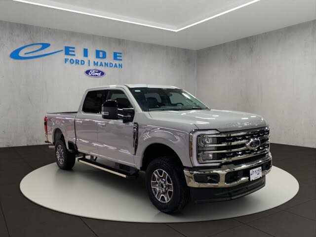 2026 Ford F-250 Super Duty Lariat Crew Cab 4WD