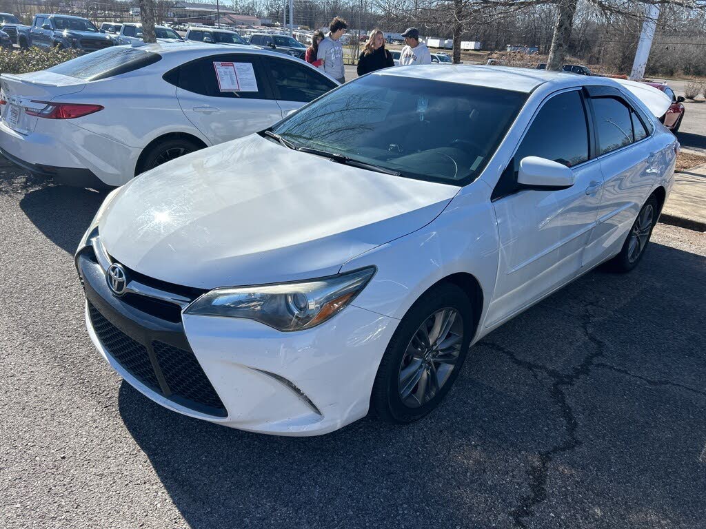 2015 Toyota Camry SE