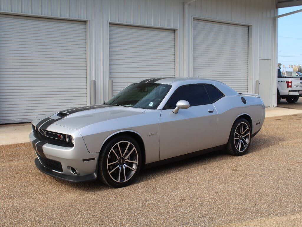 2022 Dodge Challenger R/T RWD