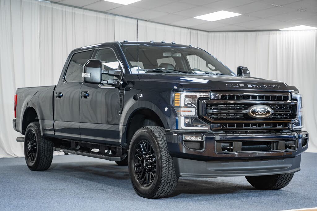 2022 Ford F-250 Super Duty Lariat Crew Cab 4WD