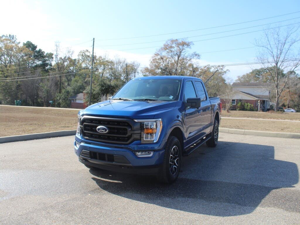 2023 Ford F-150 XLT SuperCrew 4WD