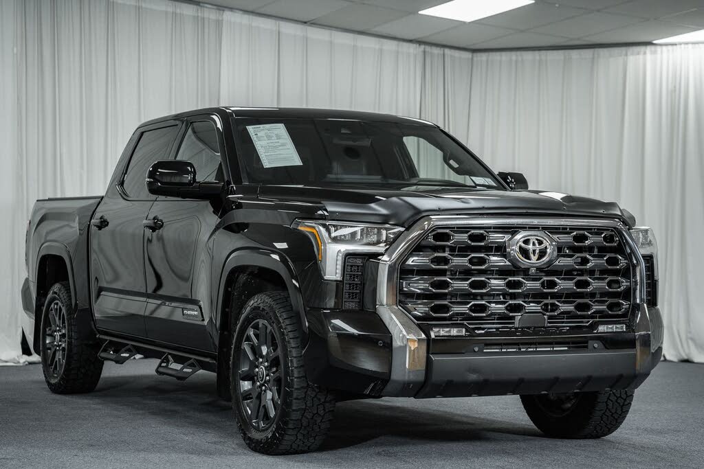 2023 Toyota Tundra Platinum CrewMax Cab 4WD