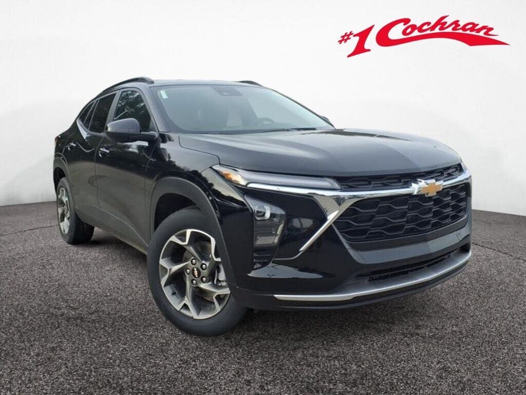 2026 Chevrolet Trax RS with 1RS FWD