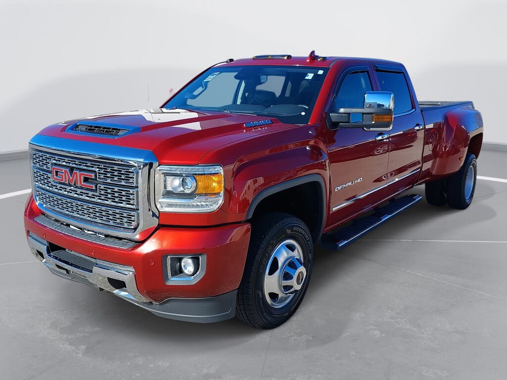 2018 GMC Sierra 3500HD Denali Crew Cab LB DRW 4WD