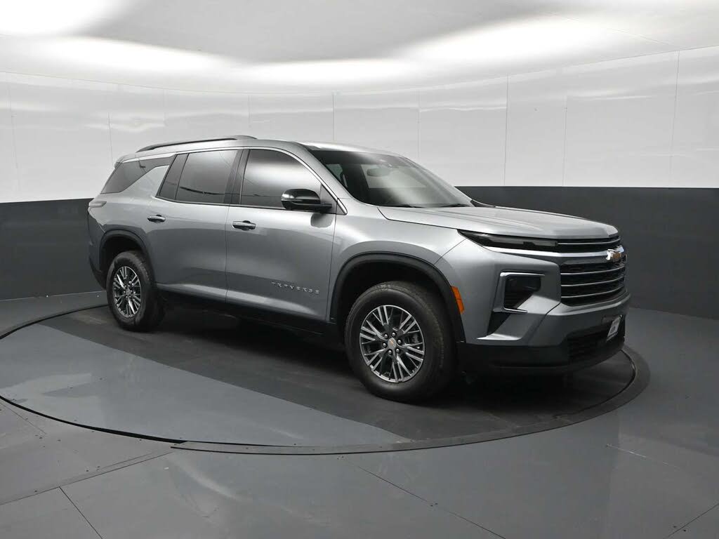 2024 Chevrolet Traverse LT FWD