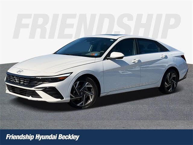 2024 Hyundai Elantra SEL FWD