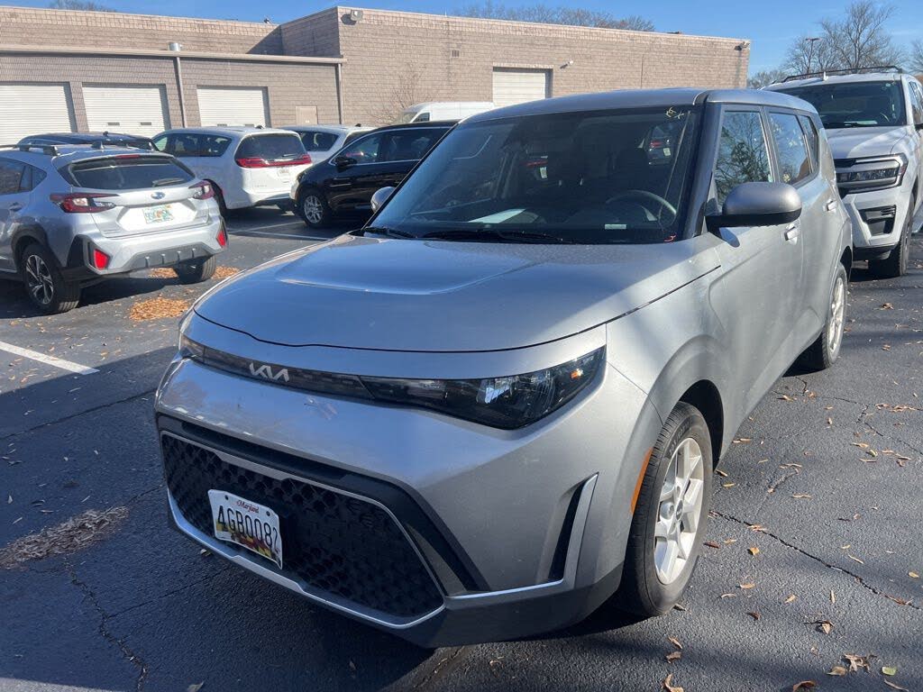 2024 Kia Soul LX FWD