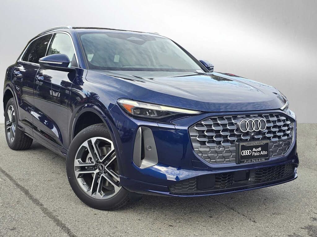 2025 Audi Q5 quattro Premium Plus 40 TFSI