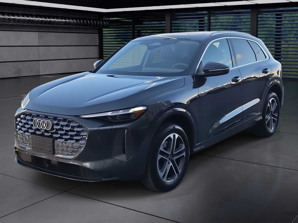 2025 Audi Q5 quattro Premium Plus 40 TFSI