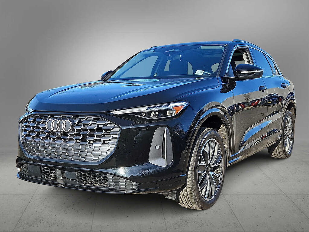 2025 Audi Q5 quattro Premium Plus 40 TFSI