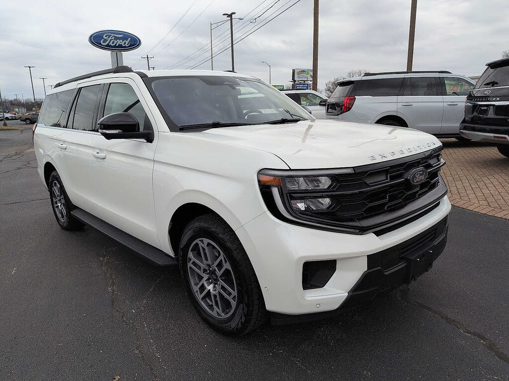 2025 Ford Expedition MAX Active 4WD